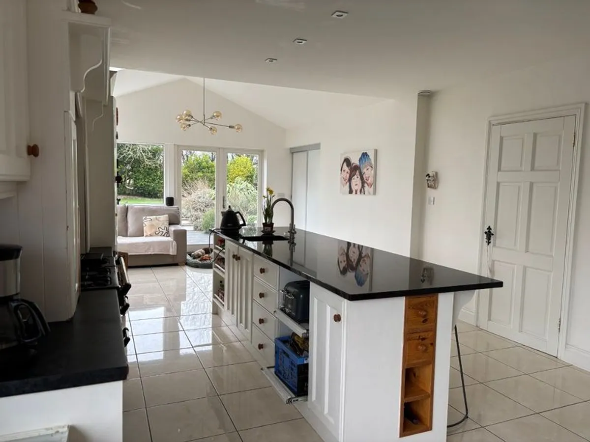 Kitchen - Image 2