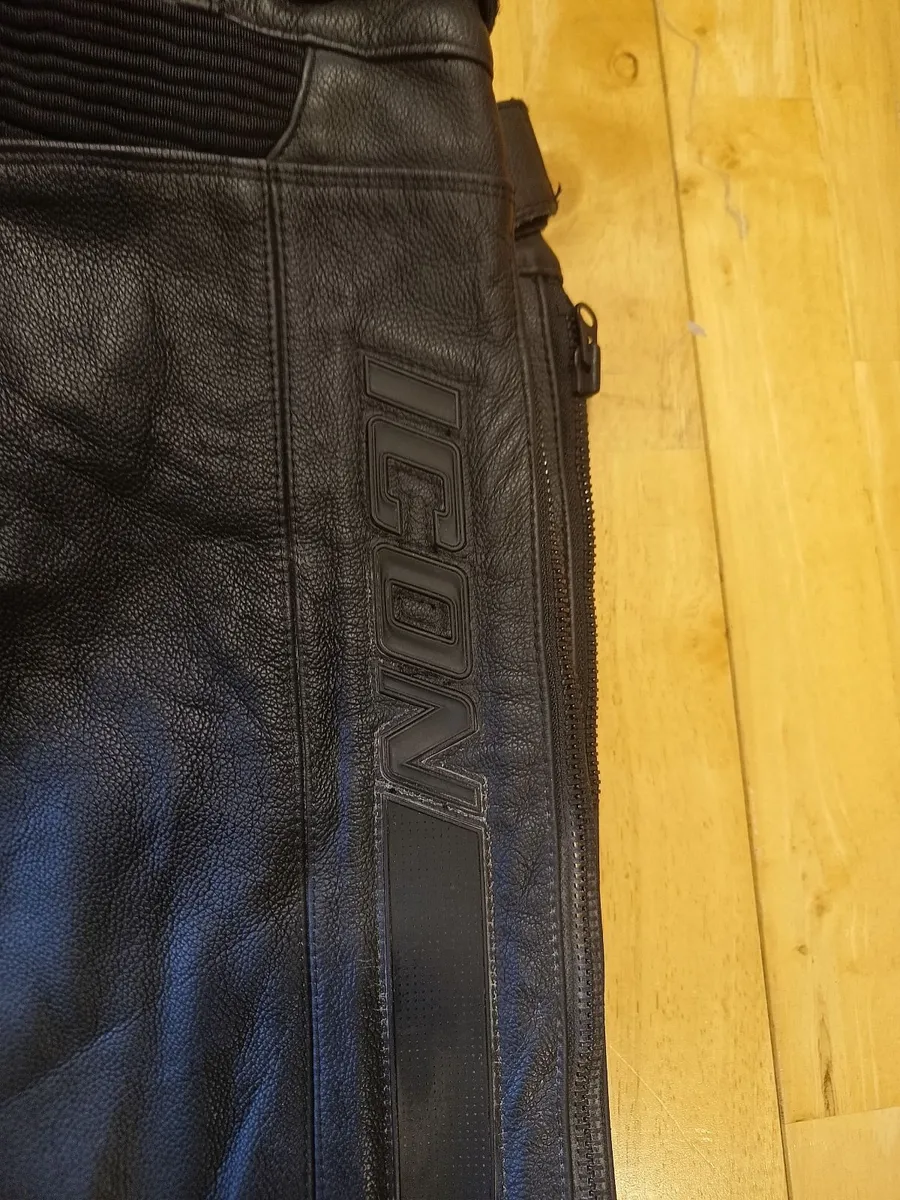 Brand new Icon leather motorcycle overpant 38-42 - Image 3