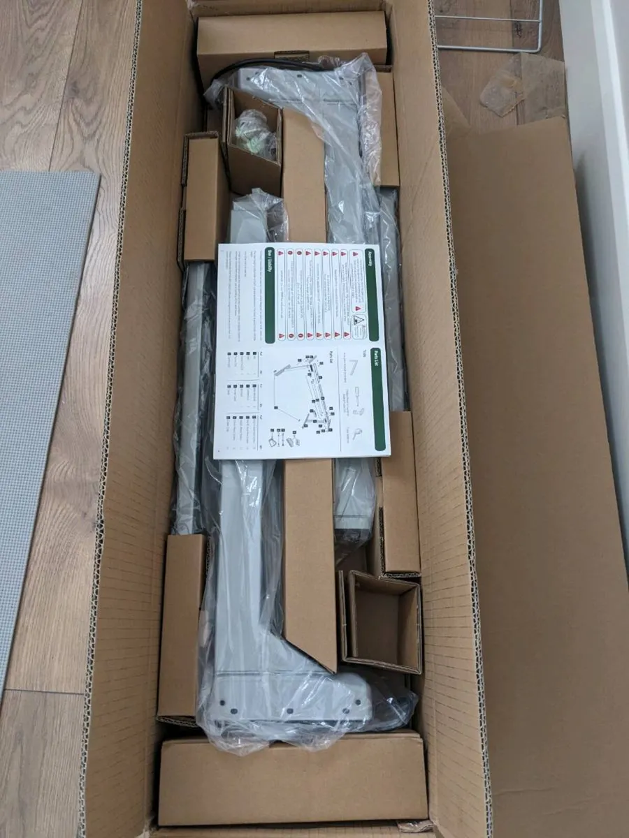 Height adjustable frame - Image 2
