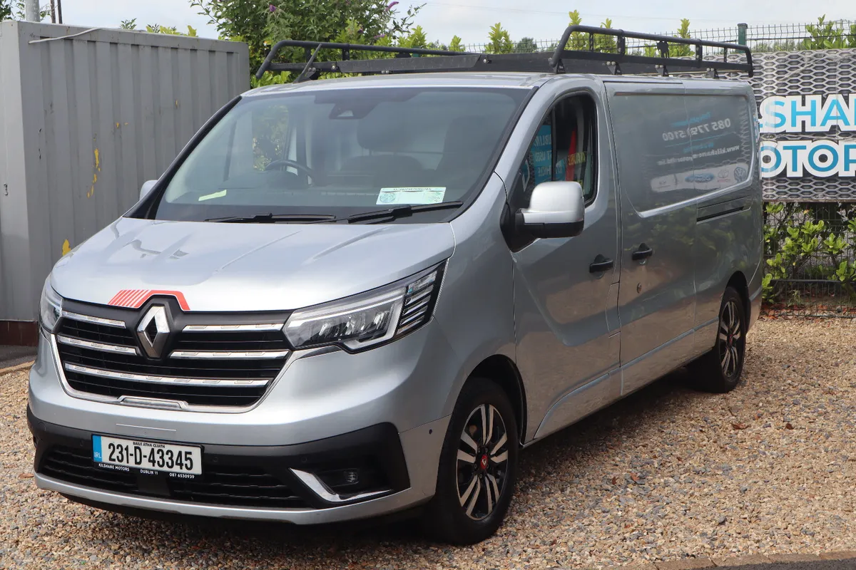 Renault Trafic Sport Lwb AC 2023 - Image 3