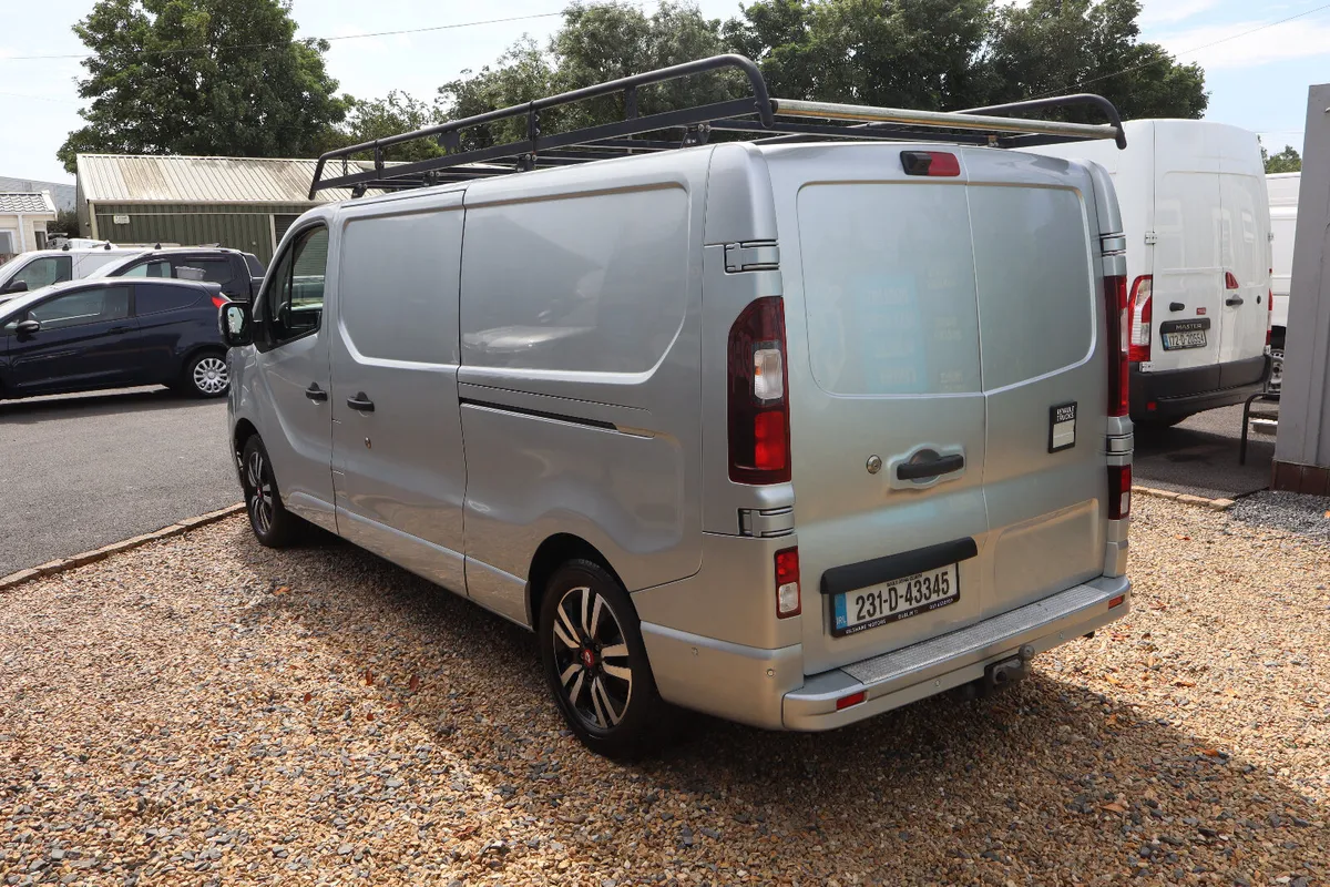 Renault Trafic Sport Lwb AC 2023 - Image 4