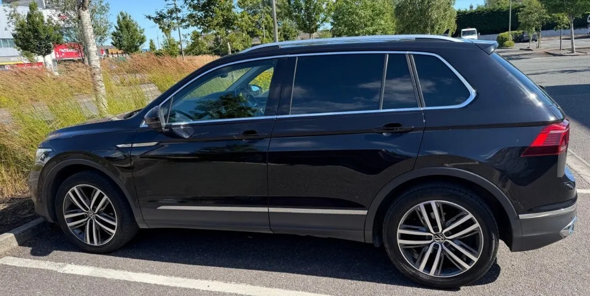 Volkswagen Tiguan 2021 - Image 1