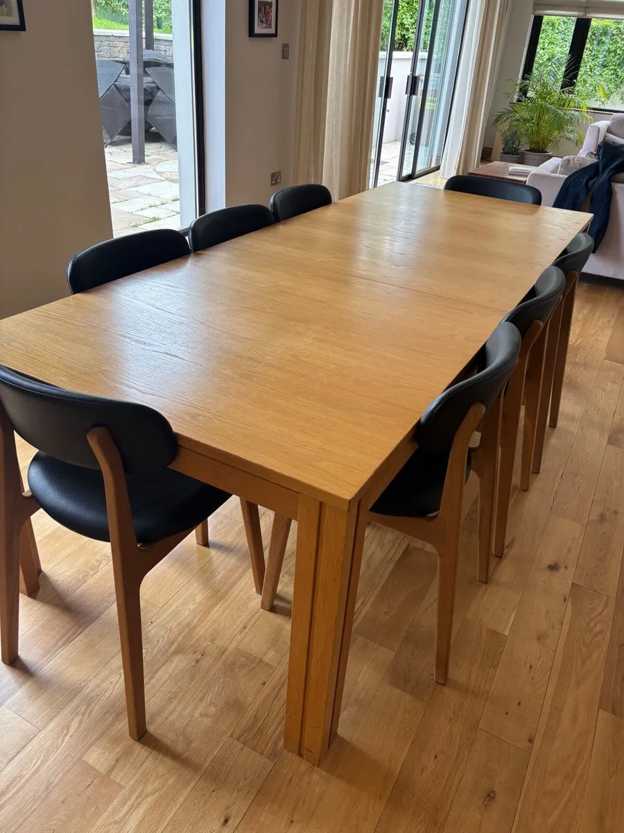 KITCHEN TABLE - Image 2