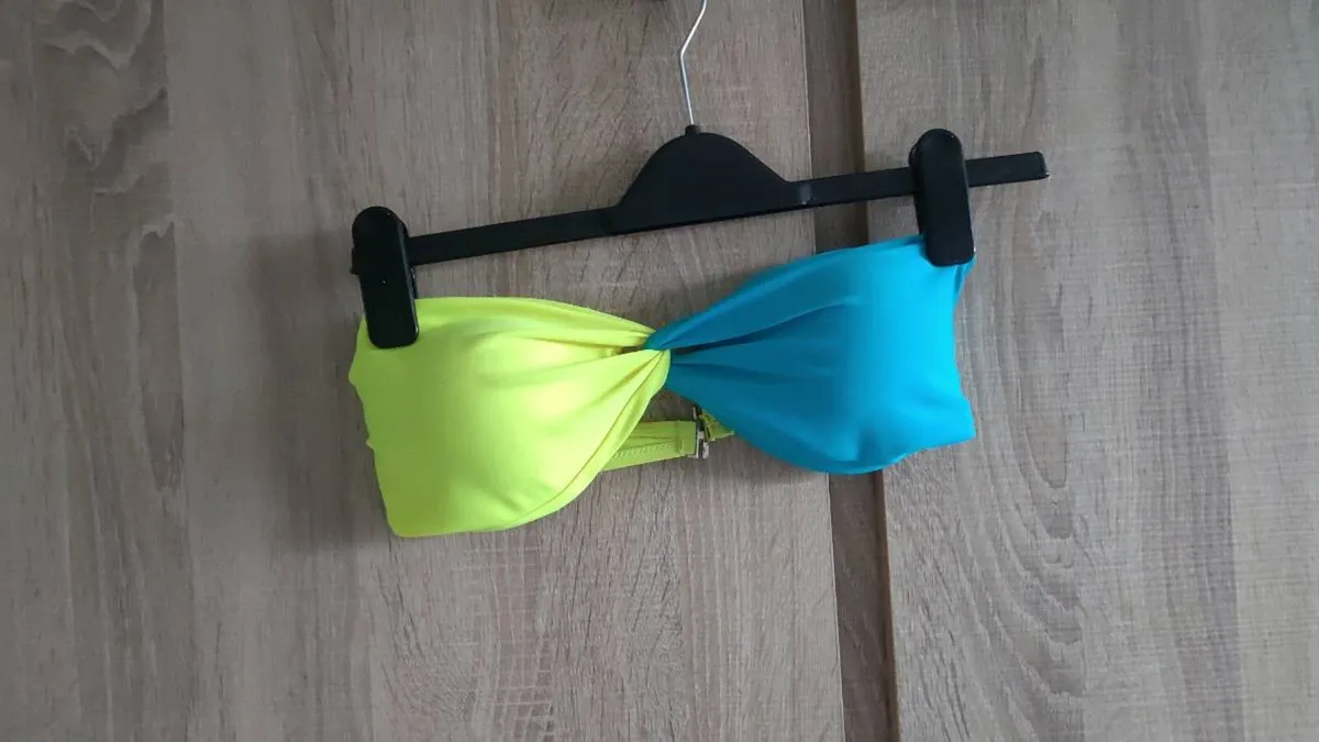 Bikini fits XS s - Image 1
