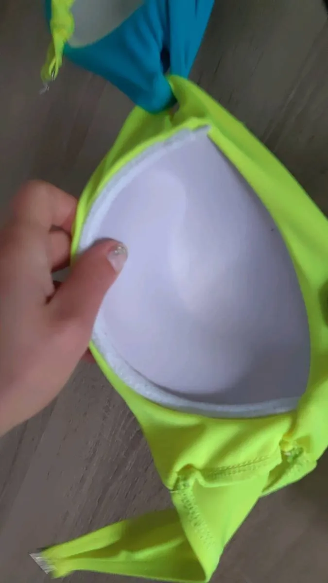 Bikini fits XS s - Image 3