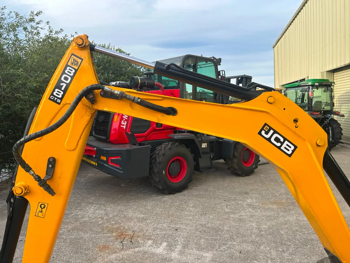 JCB 8018 - Image 3