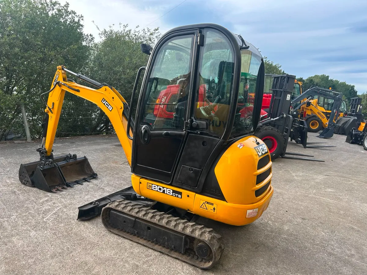 JCB 8018 - Image 4