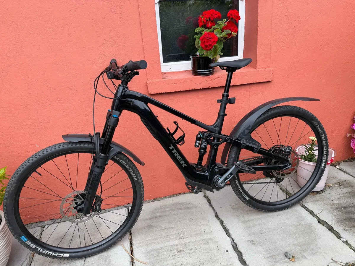 Trek Fuel EX 8 (2026) - Like New, Only 635km! - Image 1