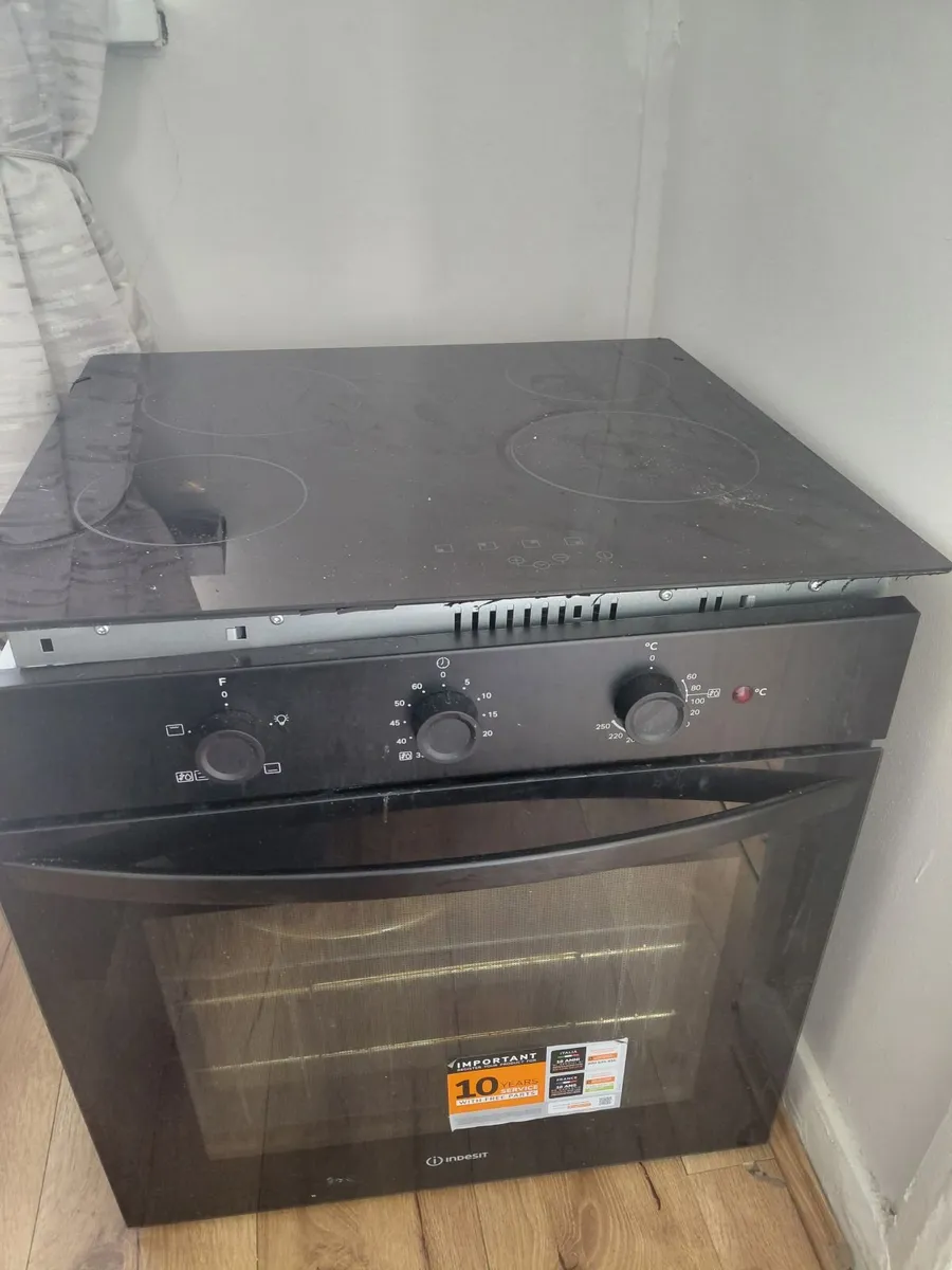 Cooker and hob