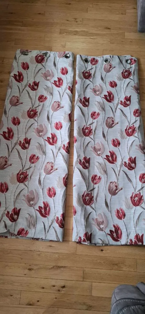 Curtains 90 X 66 - Image 1