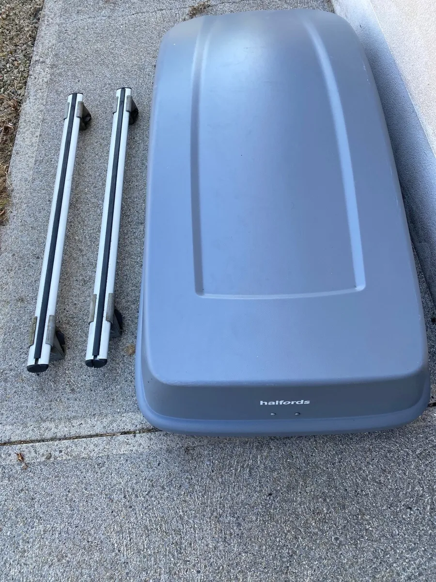 Roofbox with RoofBars and Bikerack - Image 4