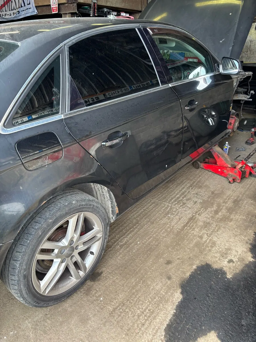 Audi a4 b8 for breaking - Image 4