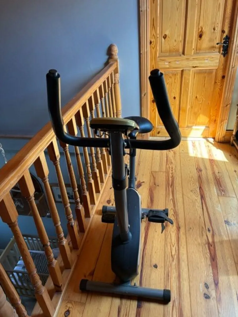 excercise bike and bench press with weights - Image 3