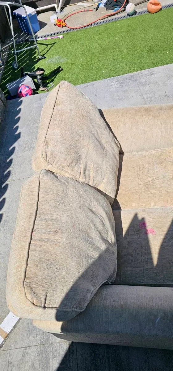 Two couches free to take away - Image 2
