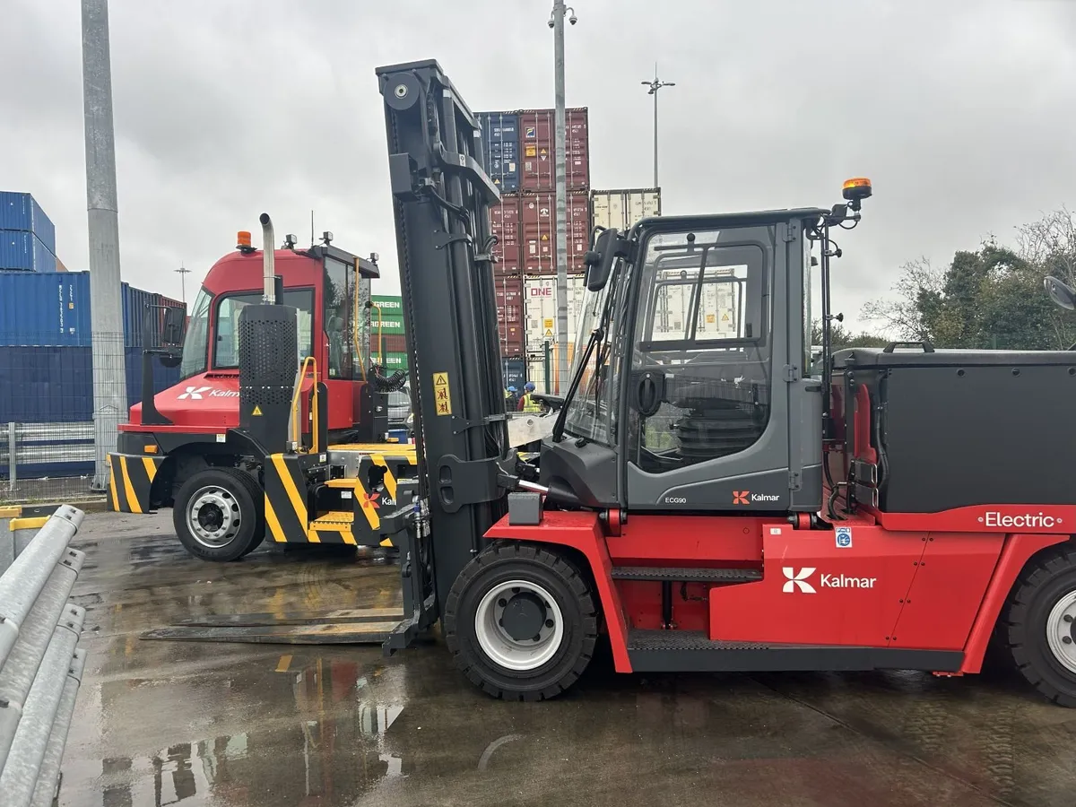 FOR SALE - 9T Electric forklift - Ex Demonstration - Image 2