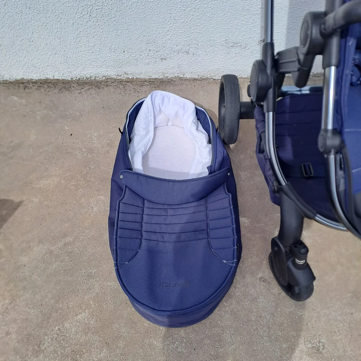 iCandy Peach Pram and Buggy and Accessories - Image 4