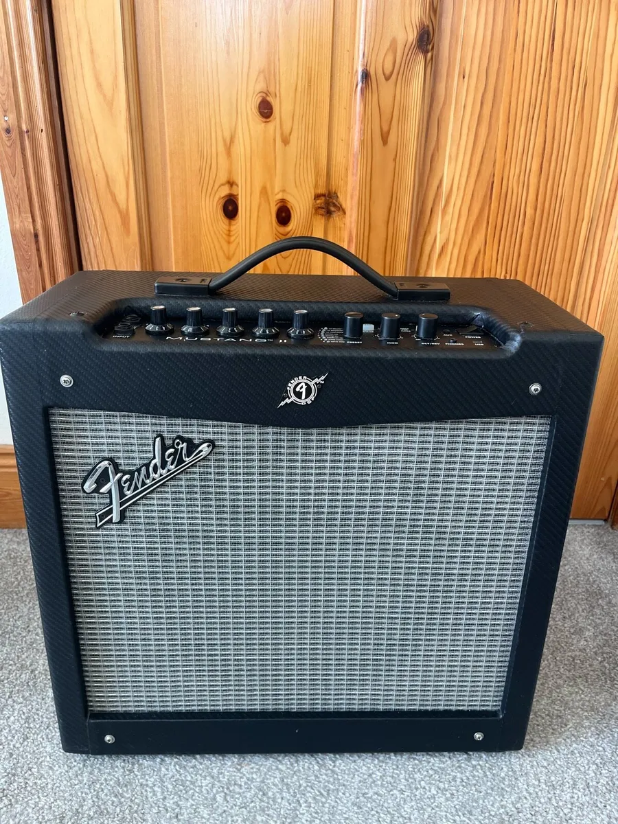 Fender Mustang II V2 40W Amp - Image 1