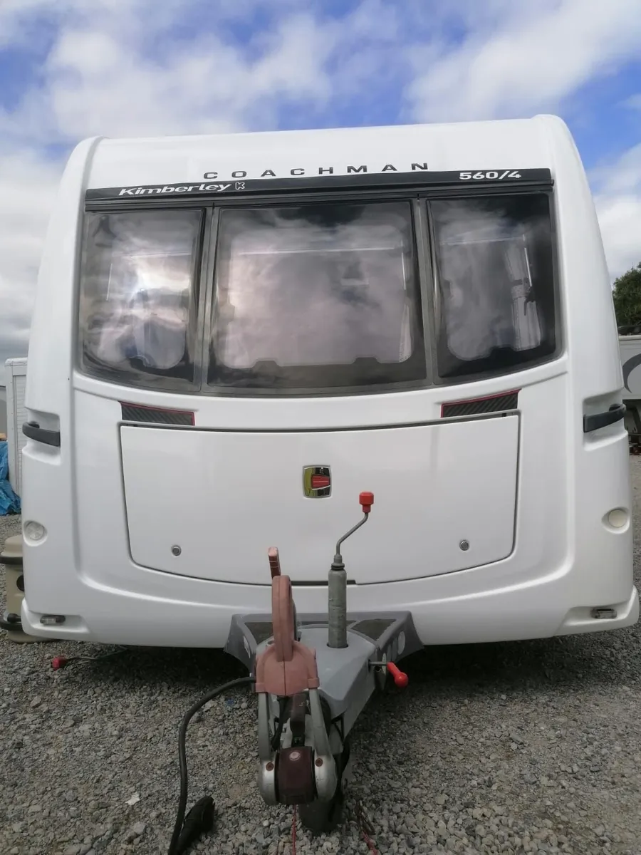 2014 Coachman Vision fixed bed 4/5 birth caravan i - Image 3