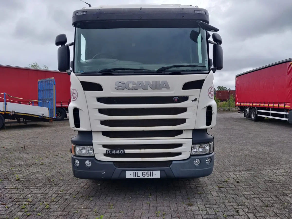 2013 Scania R440 double sleeper cab - Image 2