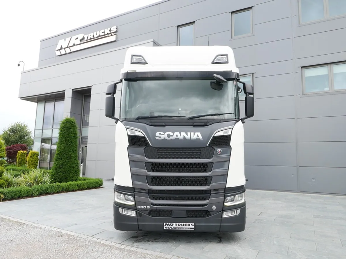 Scania 660S Highline 6x2 - Auto - 2022 - T103257 - Image 2