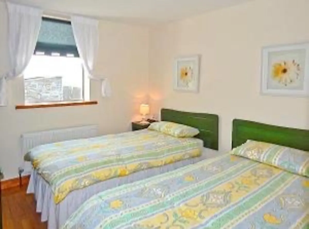 Self Catering Cottage Doonbeg Jul 11th - Jul 18th - Image 4