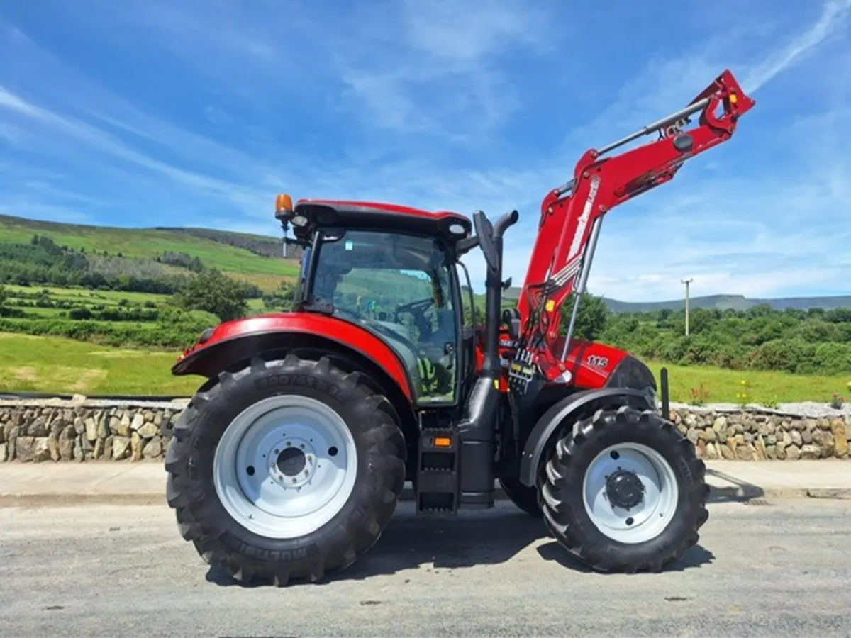 202 Case IH Maxxum 115 - LRZ120 P/L - 2555 Hrs - Image 4