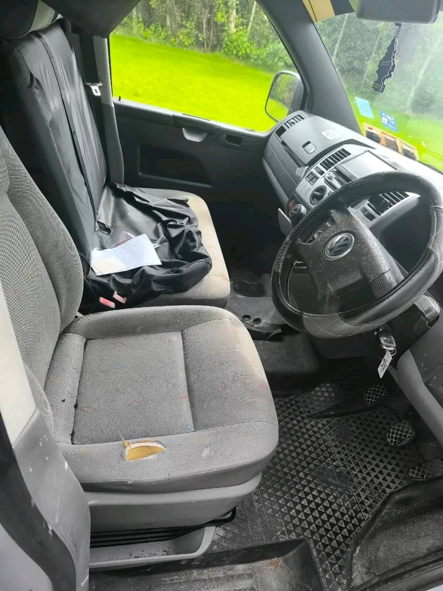 VW Transporter 1.9 T5 - Image 4