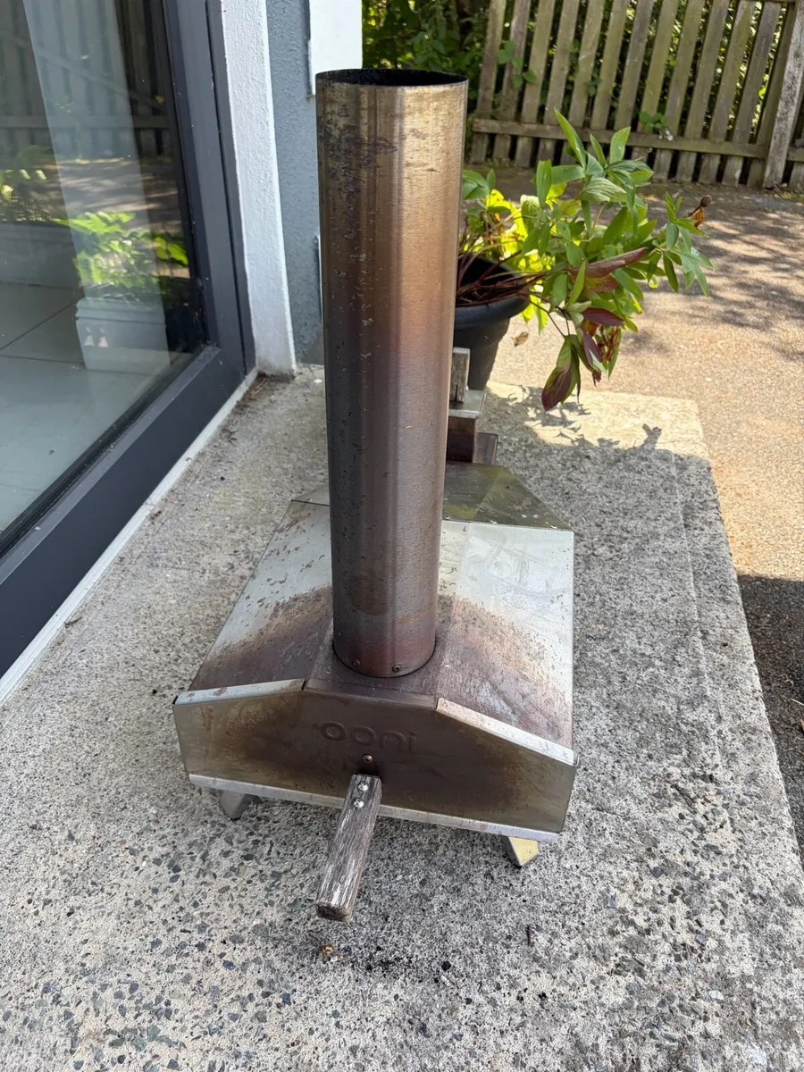 Oomi Pizza Oven - Image 1
