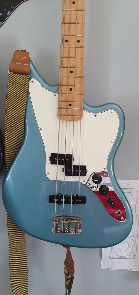 Fender jaguar bass - Image 2