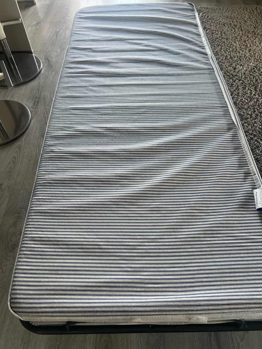 Single bed - Image 4