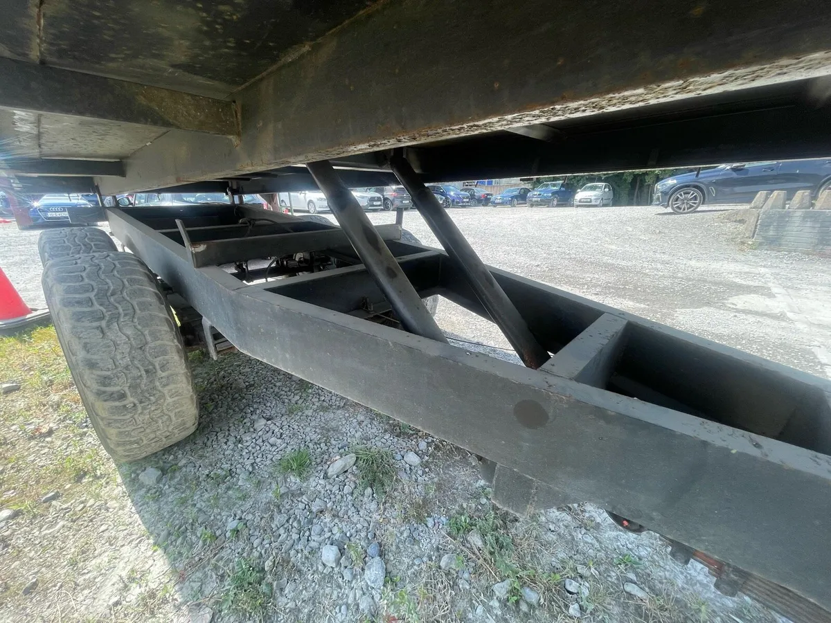 Norton 12/14 ton grain trailer - Image 3