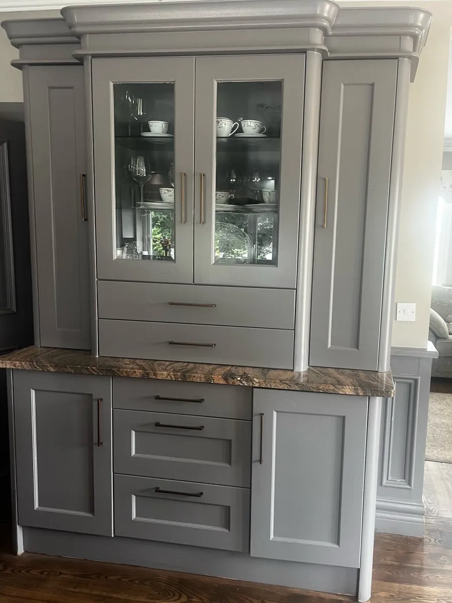Kitchen dresser - Image 1