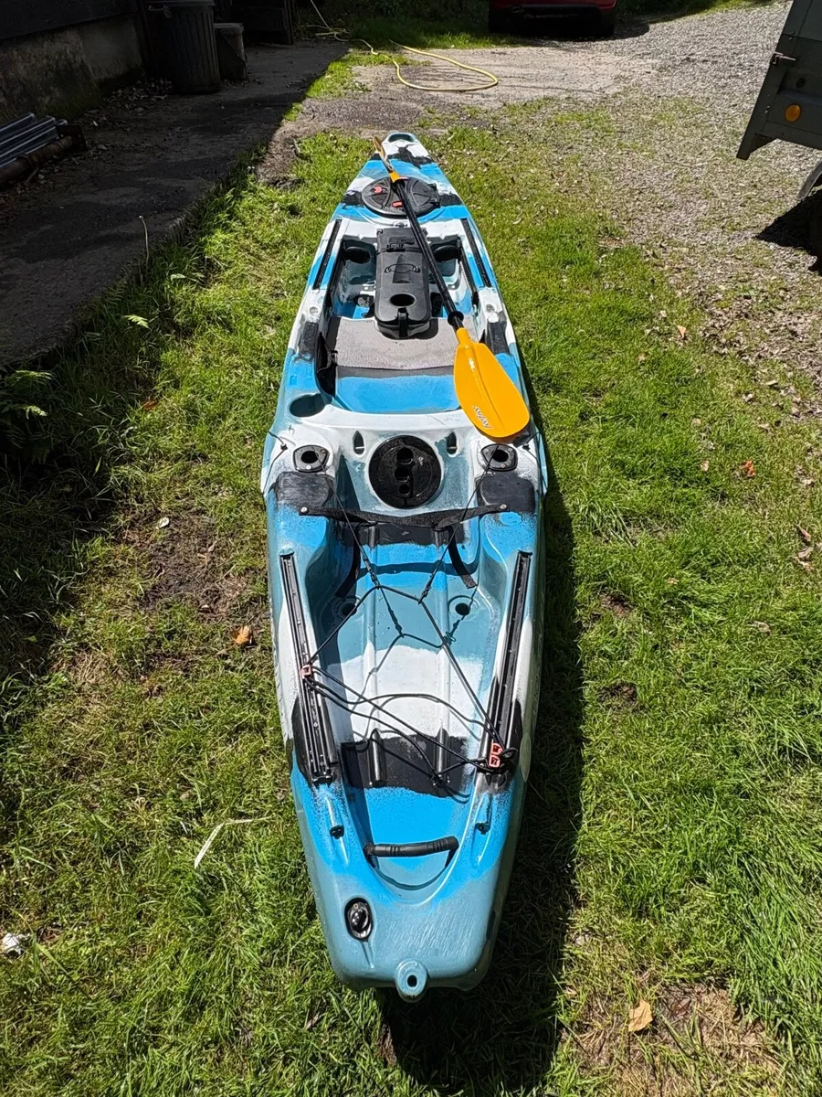 Fishing Kayak - 12.5 Moken Feel Free - Image 1