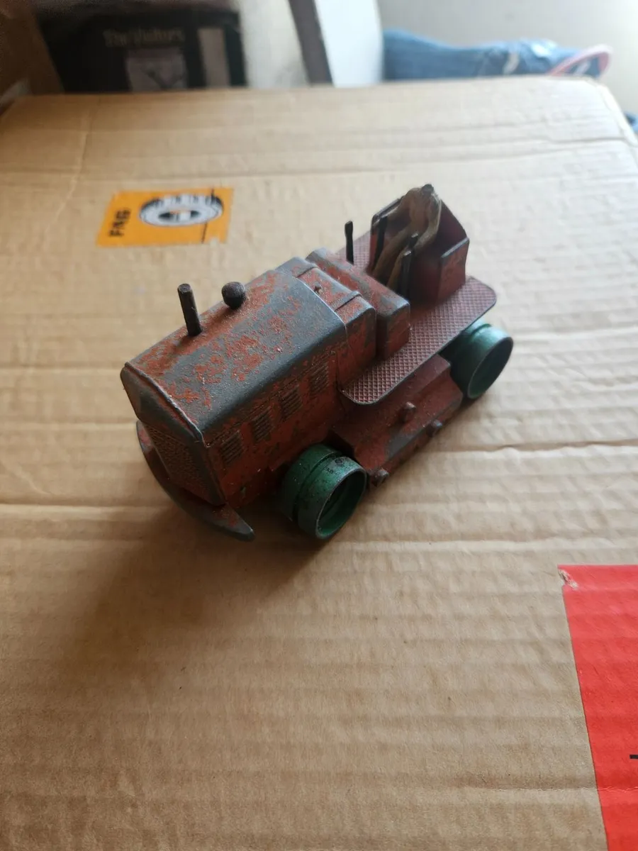 Dinky 1950's Tractor - Image 3