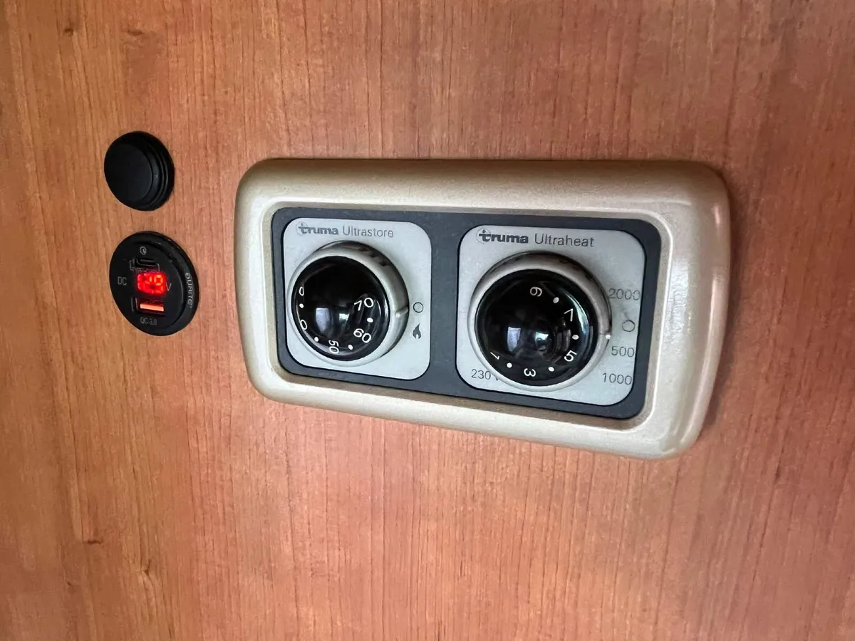 Motorhome - Image 4