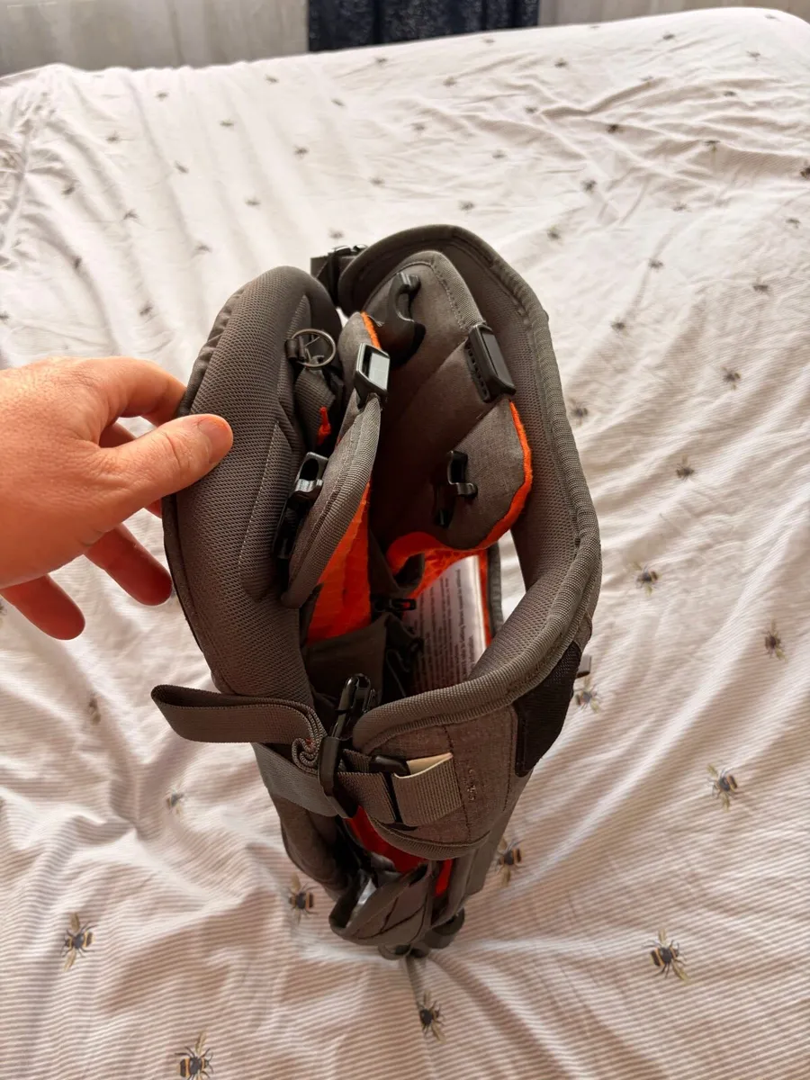 MiniMeis shoulder child carrier. - Image 3
