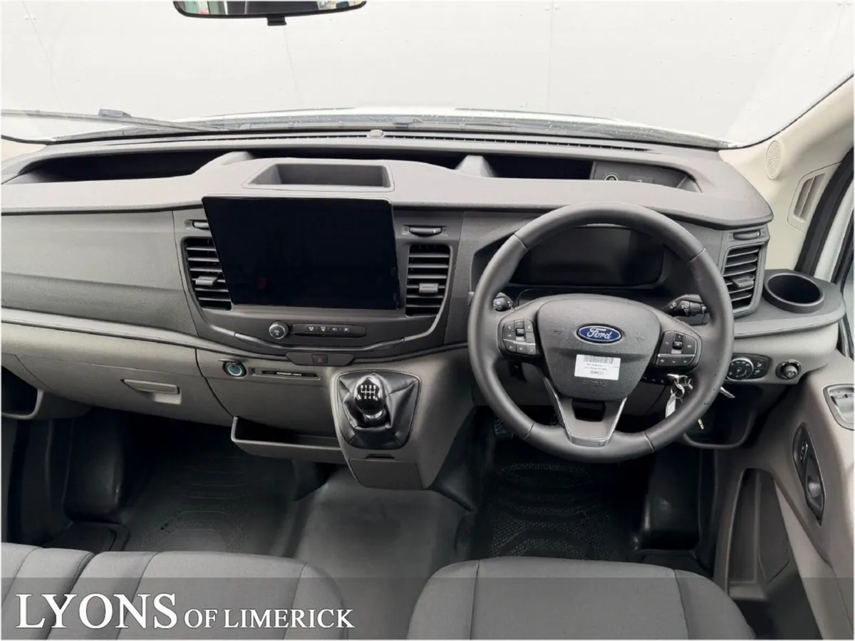Ford Transit Minibus LEADER - Image 4