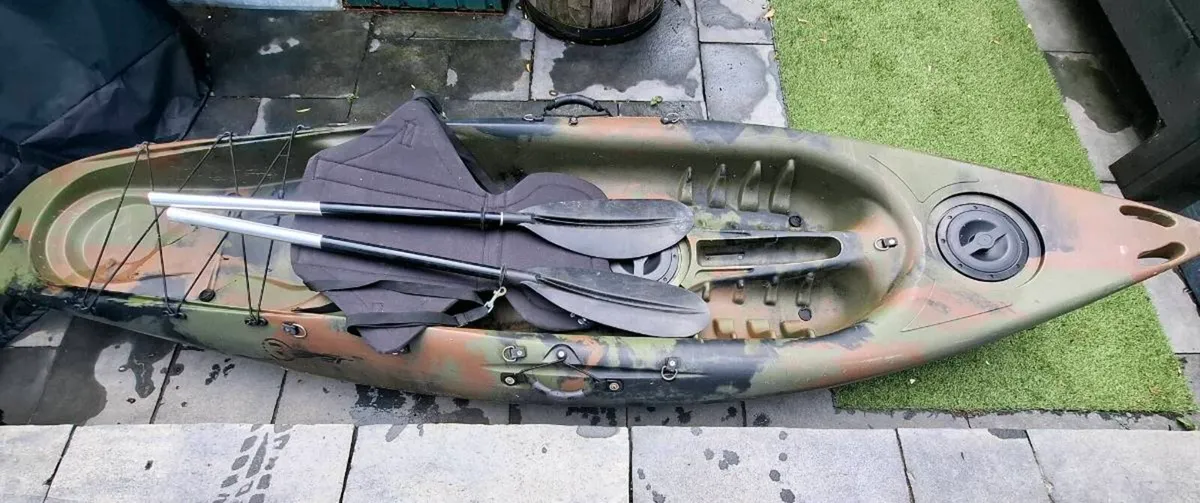 Single Sit-On-Top Kayak (Camo) – Excellent Conditi - Image 4