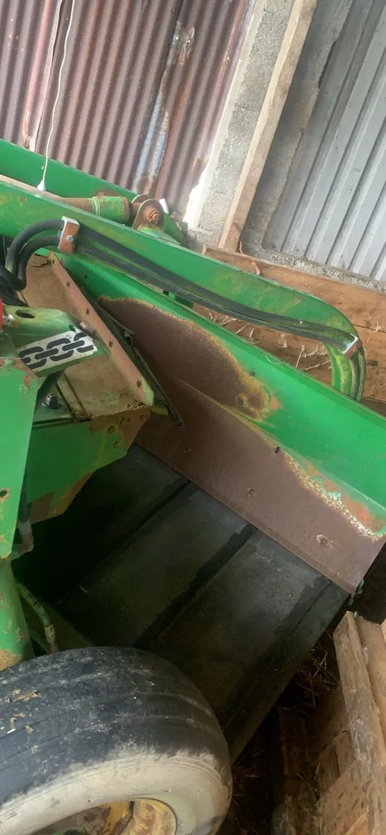 John Deere Grouper - Image 1