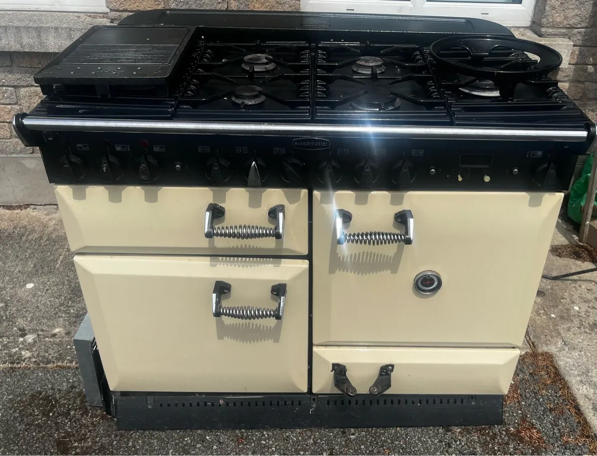 Range-master dual fuel cooker - Image 2