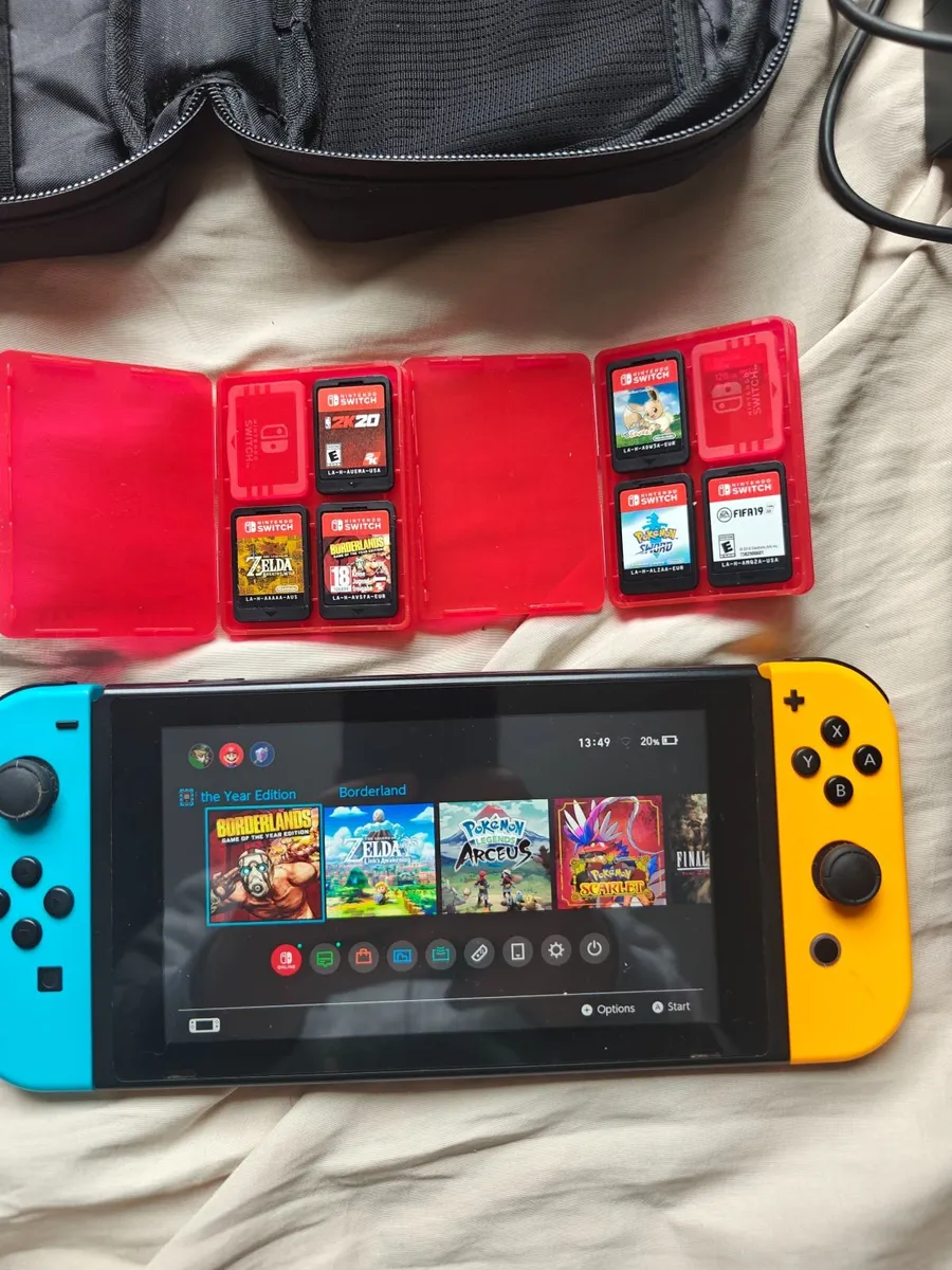 Nintendo switch and games (Pokemon, Zelda etc) - Image 1