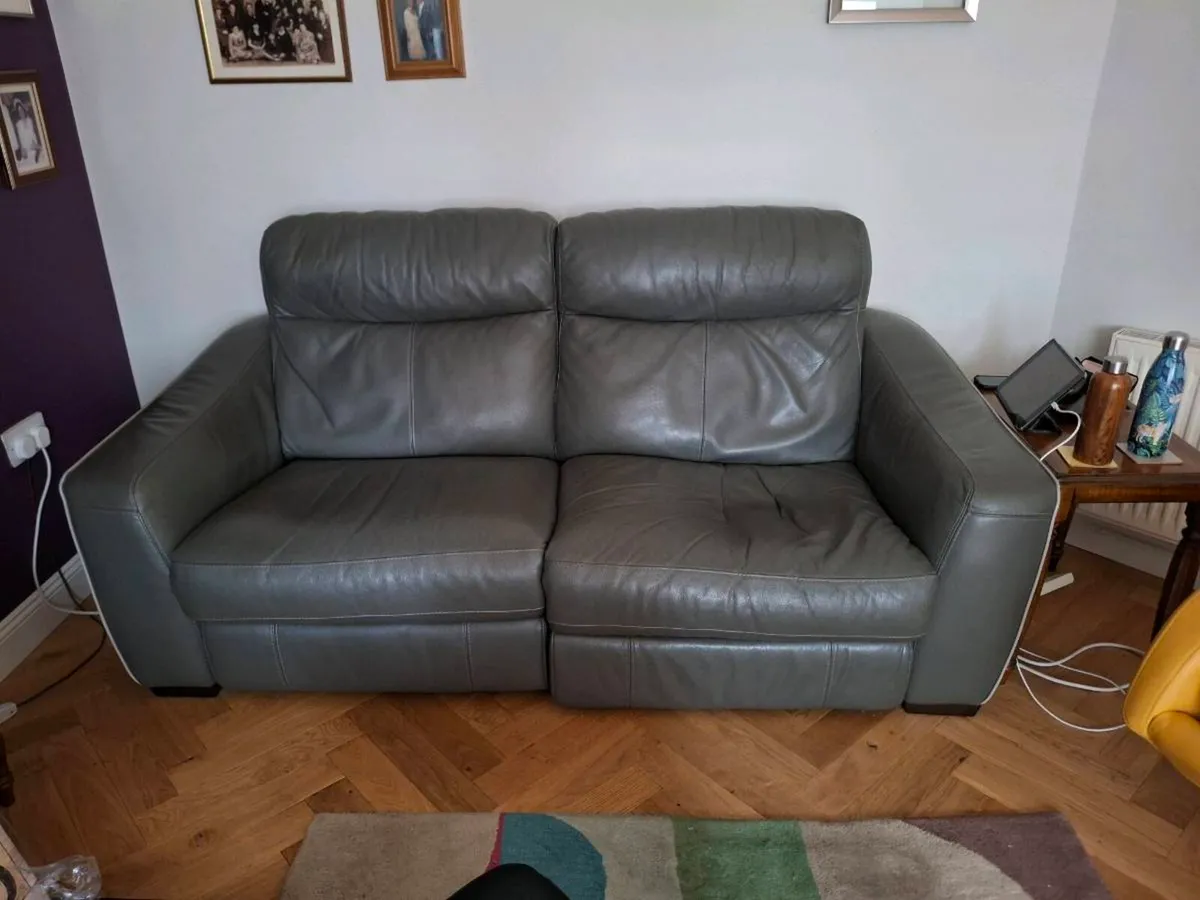 Large 2-seater couch