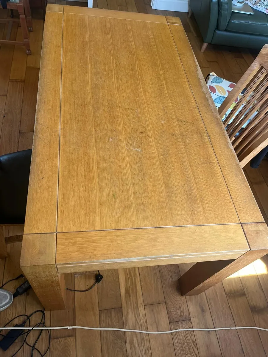 Dining Table and 6 chairs - Image 3