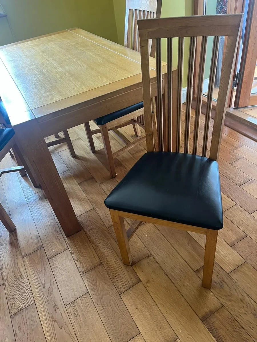 Dining Table and 6 chairs - Image 1