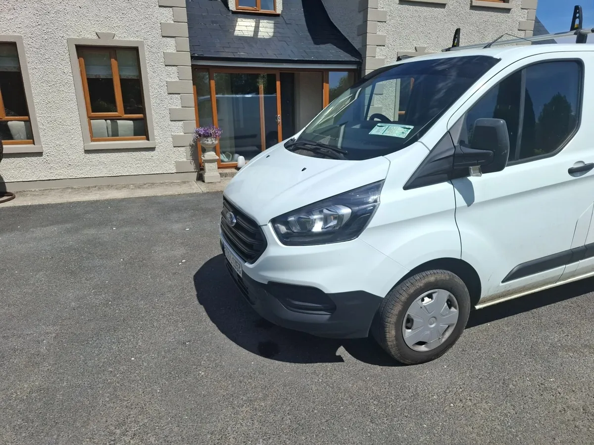 Ford Custom 231 - Image 2