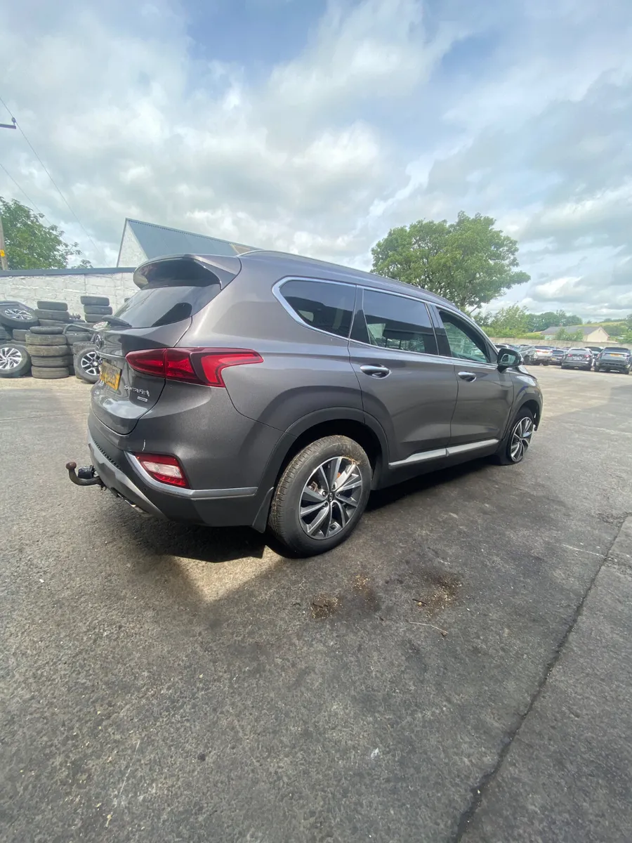 2022 Hyundai Santa Fe for Breaking - Image 2