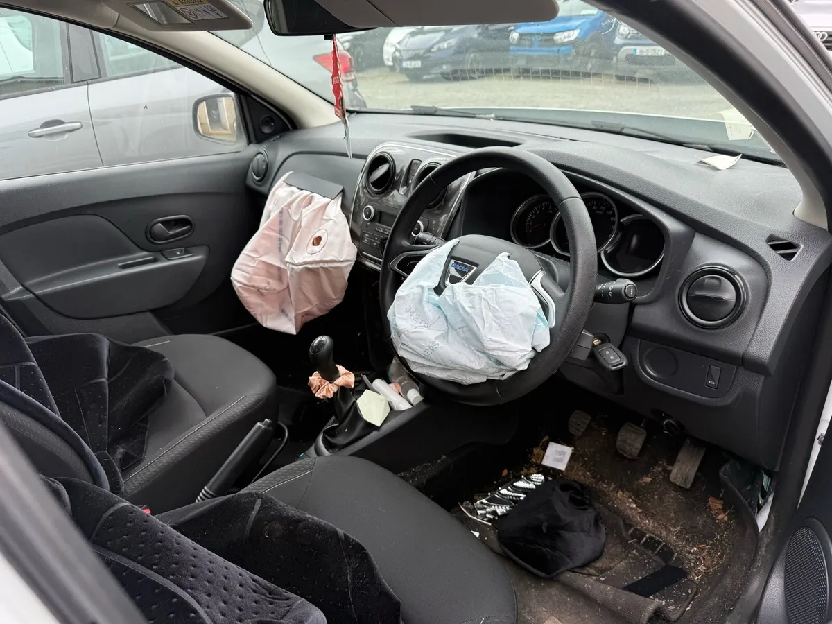 191 Dacia sandero 1.5 diesel - Image 4