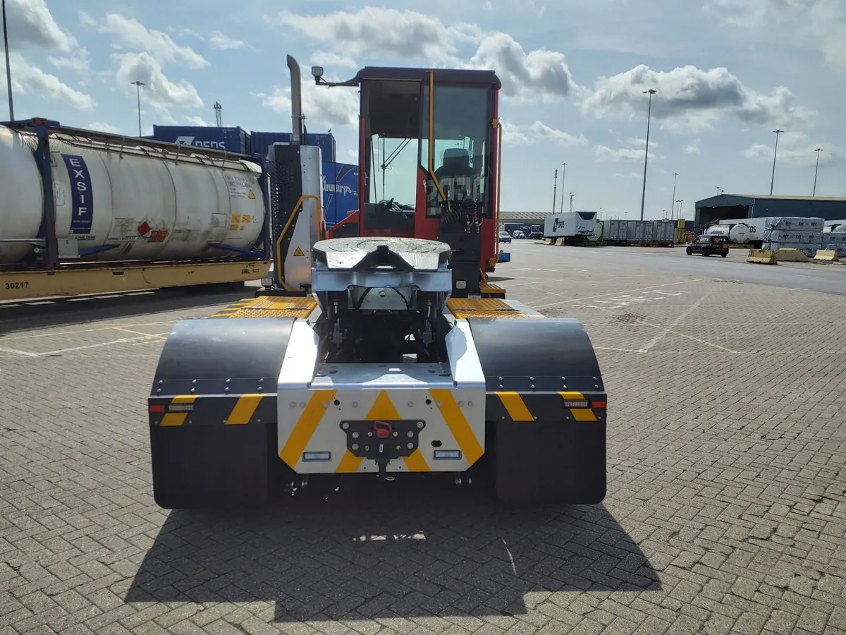4 SALE Ex Demonstration Terminal Tractor / Shunter - Image 2