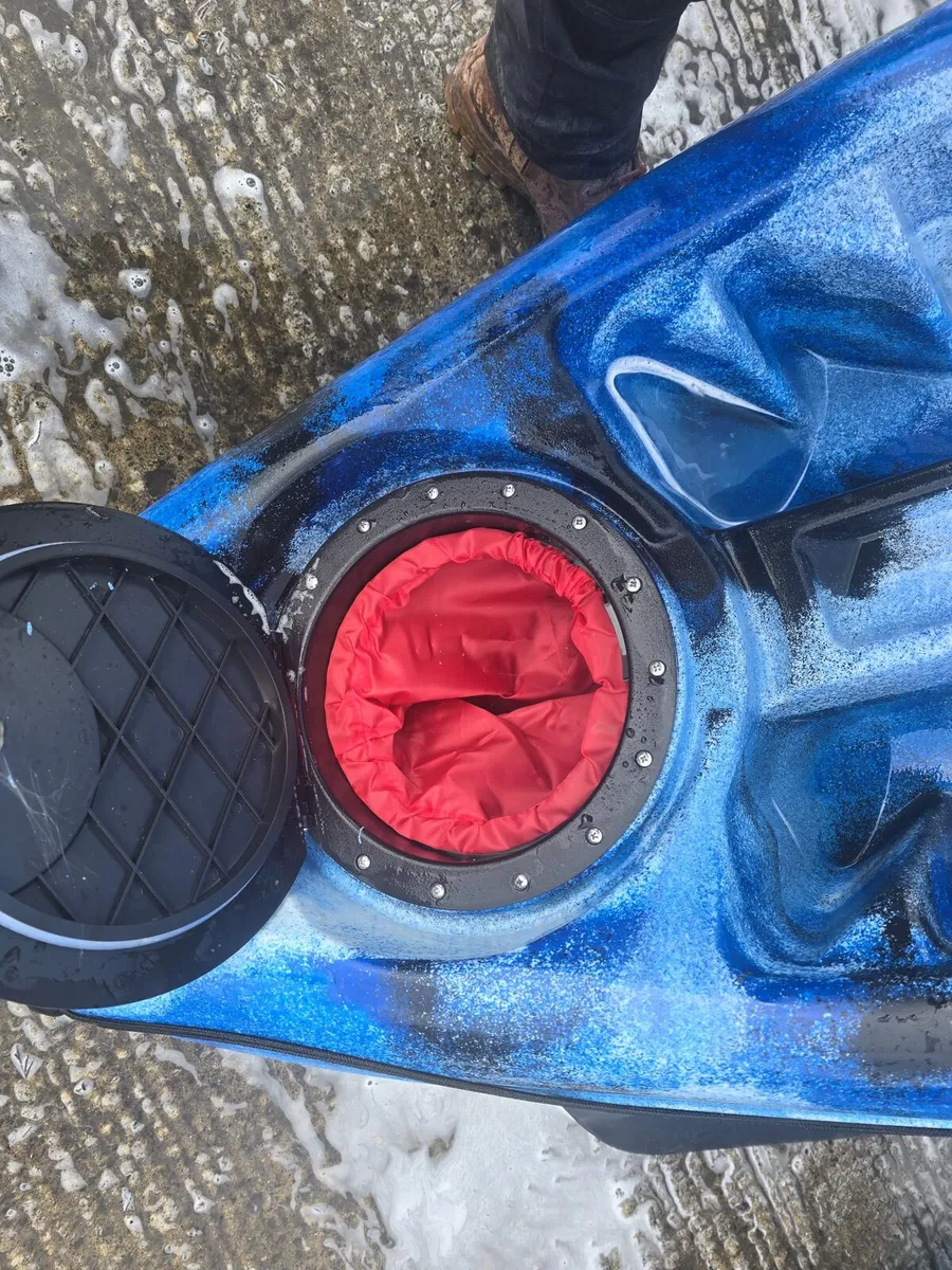 Kayaks - Image 3