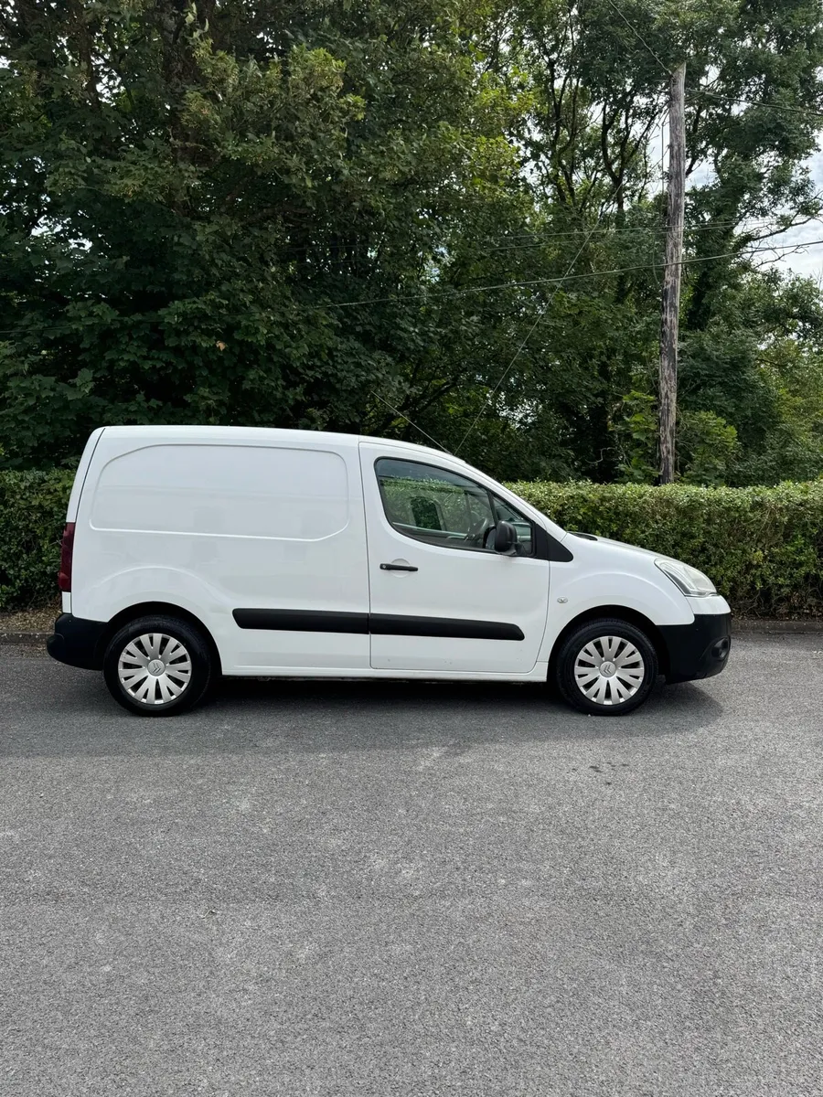 2014 Citroen Berlingo HDI - Image 2